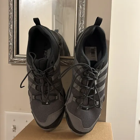 adidas Terrex AX2R Outdoor Plein Air Black Gray Hiking Trail Shoes Size 10 EUC