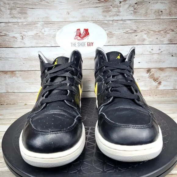 Air Jordan 1 Mid Yellow Youth 6Y Athletic Basketball Shoes