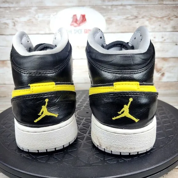 Air Jordan 1 Mid Yellow Youth 6Y Athletic Basketball Shoes
