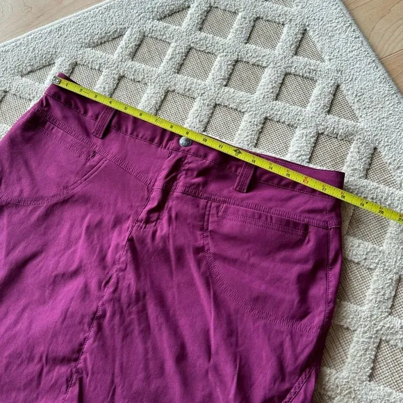Athleta Purple Sporty Skirt - Skort Size 12 Outdoor Hiking Classic Summer Beach