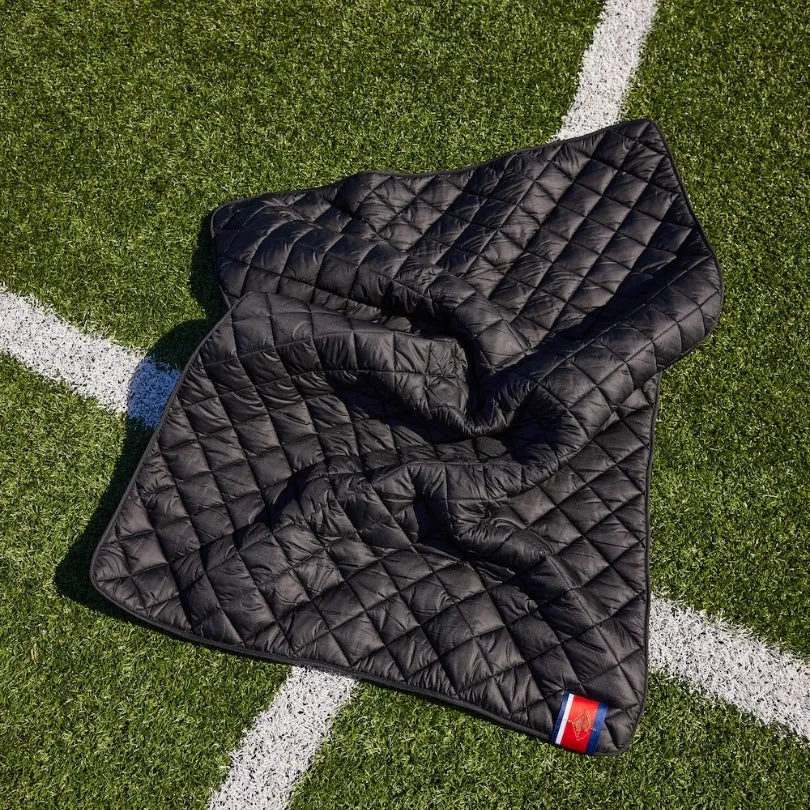 Black Waterproof Quilted Puffer Blanket