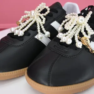 CHARMS BLACK TENIS