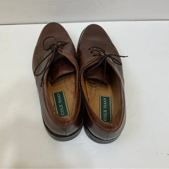 COLE HAAN PEBBLED BROWN LEATHER SPLIT APRON TOE OXFORDS