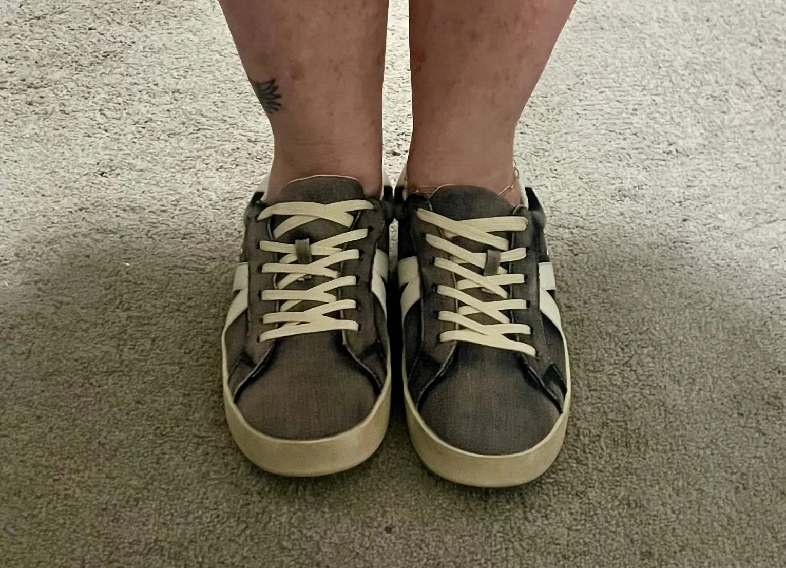 Corkys NO Chaser athletic shoes