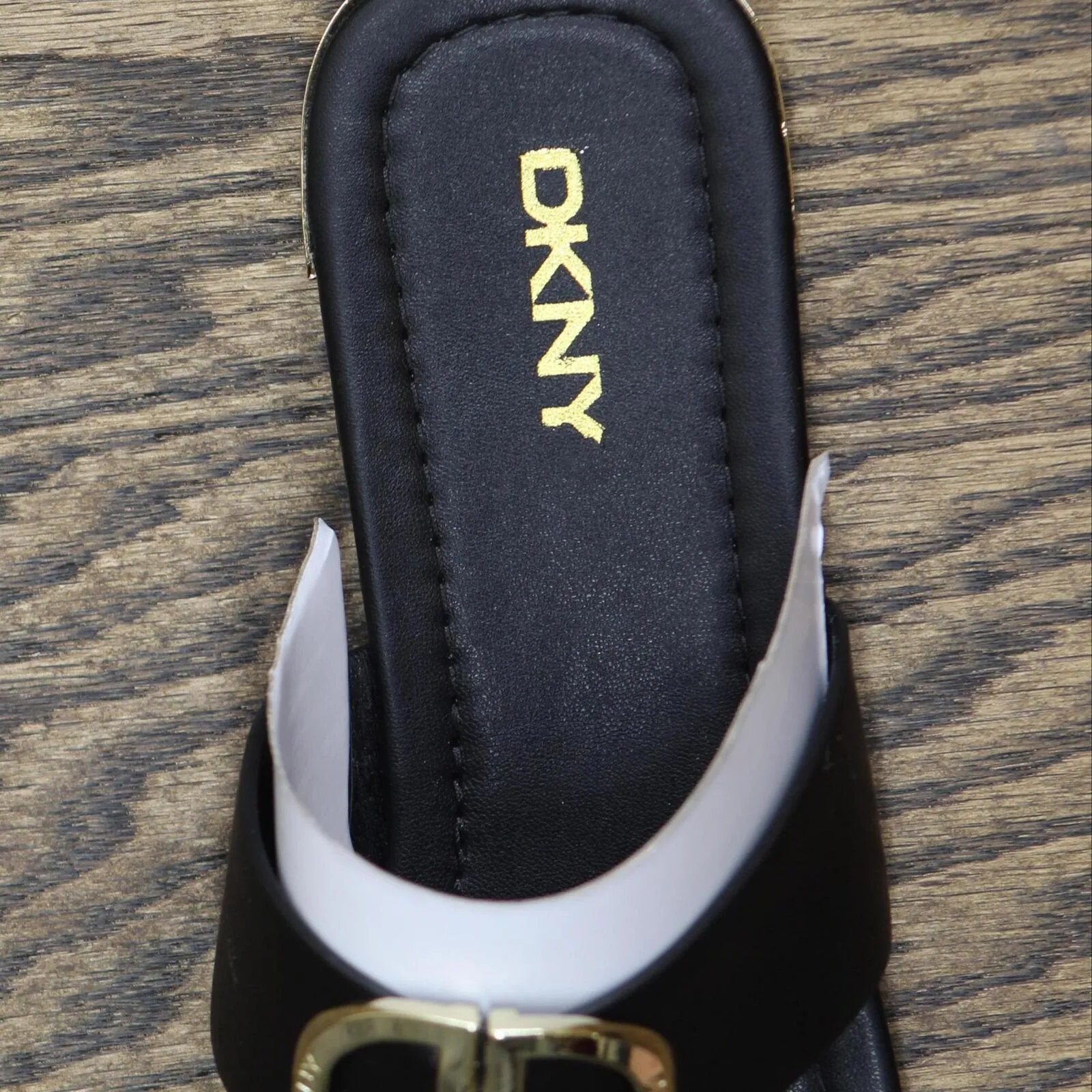 DKNY Women's Halcott Logo Sandals K4051669 Black 9.5M
