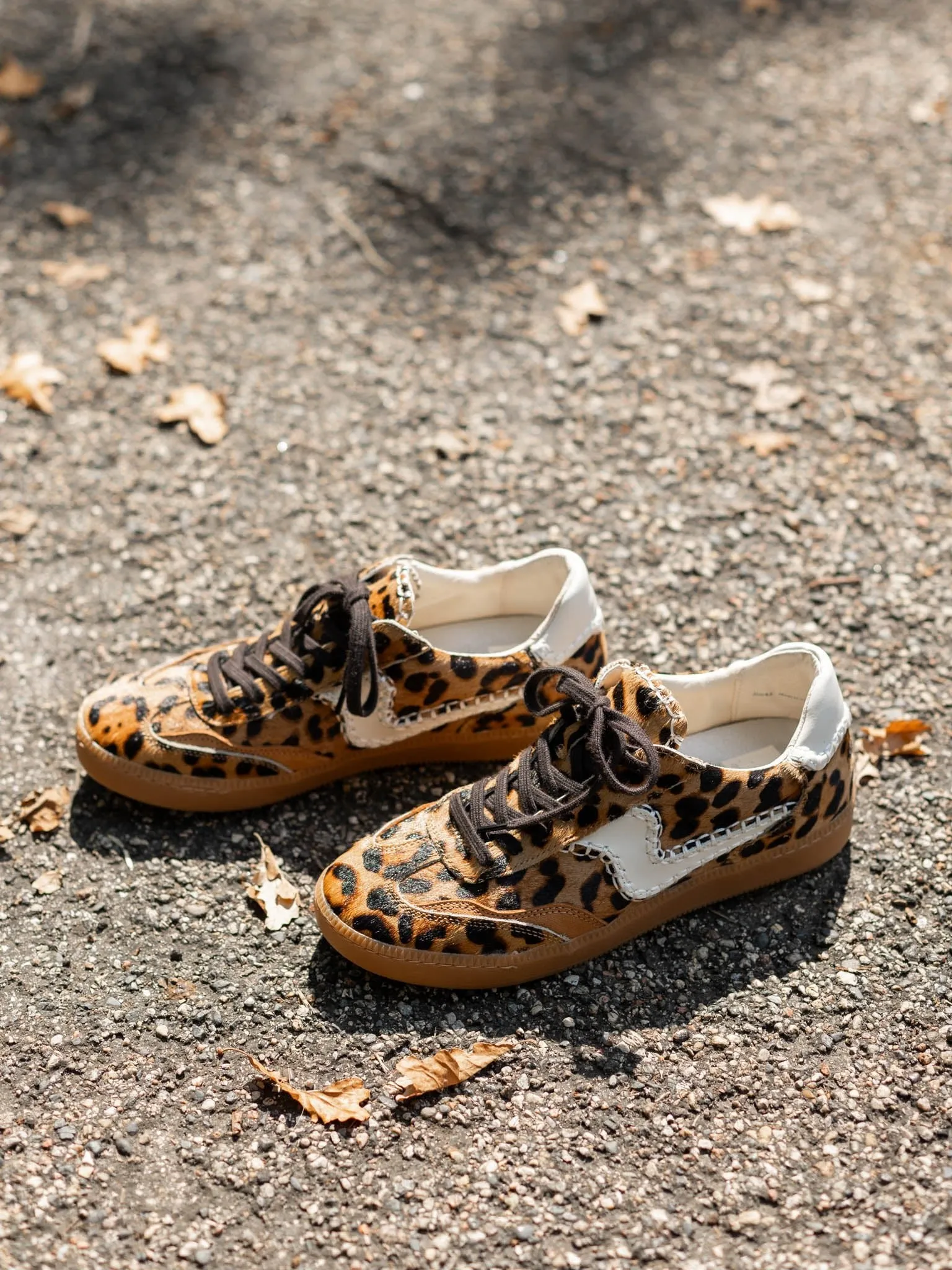 Dolce Vita Noice Stitch Sneakers