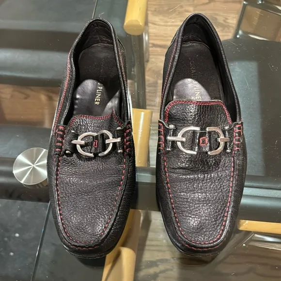 DONALD J PLINER LEATHER SLIP-ONS