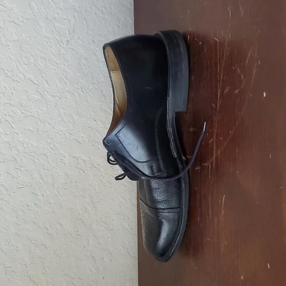 EUC. Johnston &amp; Murphy Black Oxfords, Signature Series, 9.5M, Made in It…