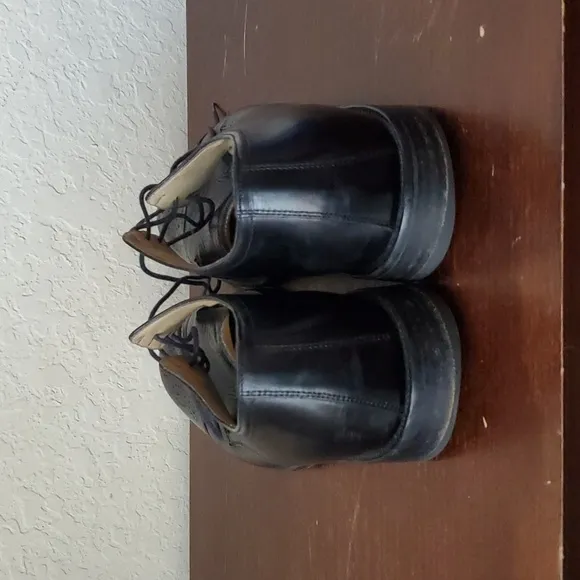EUC. Johnston &amp; Murphy Black Oxfords, Signature Series, 9.5M, Made in It…