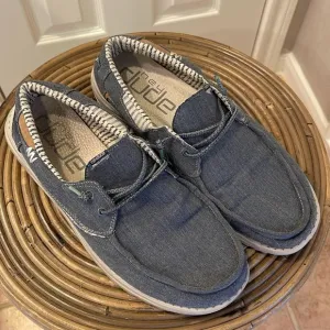 HEY DUDE Welsh Chambray Sea Blue Shoes / Slip-Ons