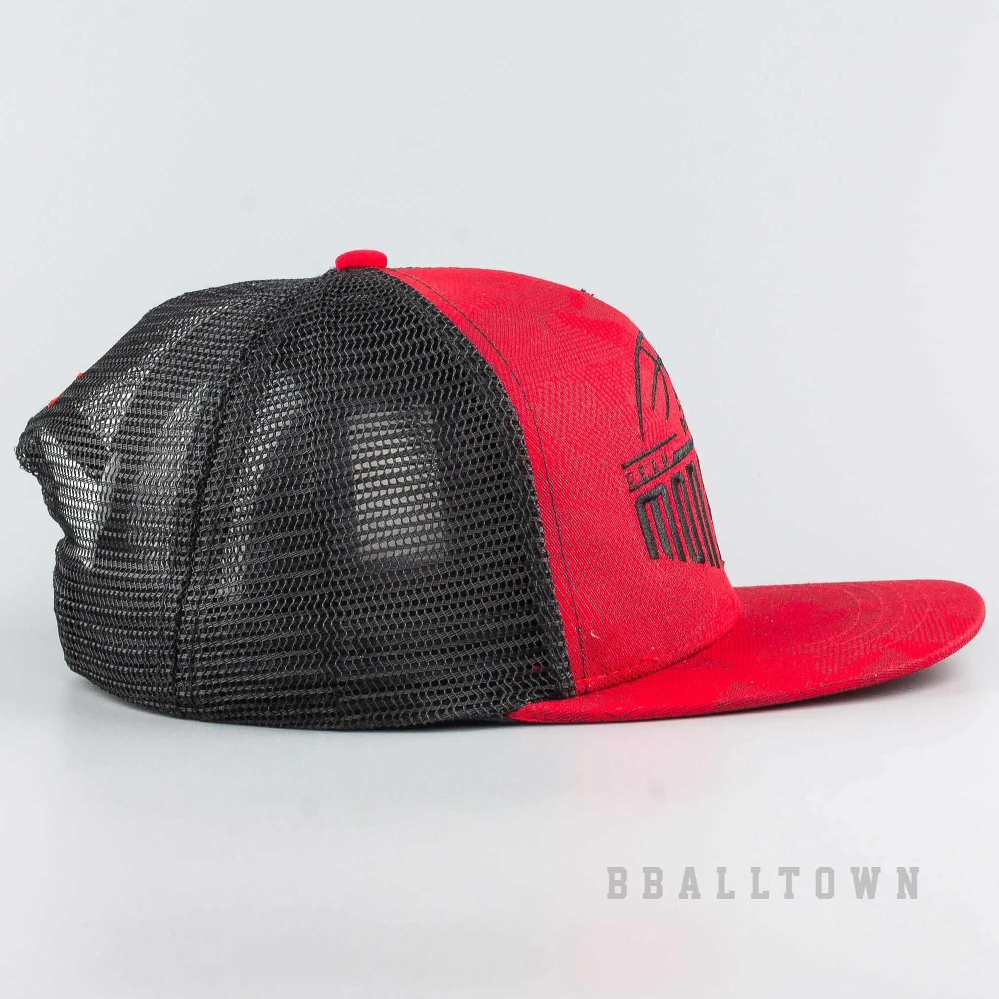 Šiltovka so sieťkou Peak Basketbal Monster Series Snapbacks červená/čierna