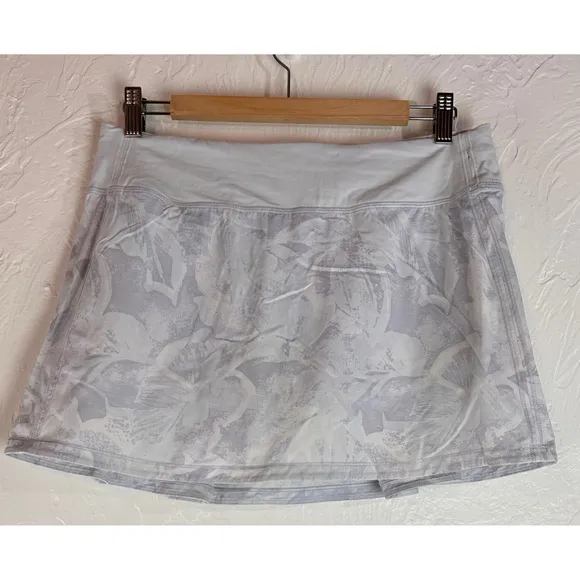 Lululemon Pace Rival Skirt Jasmine White Multi / White Activewear, size 8