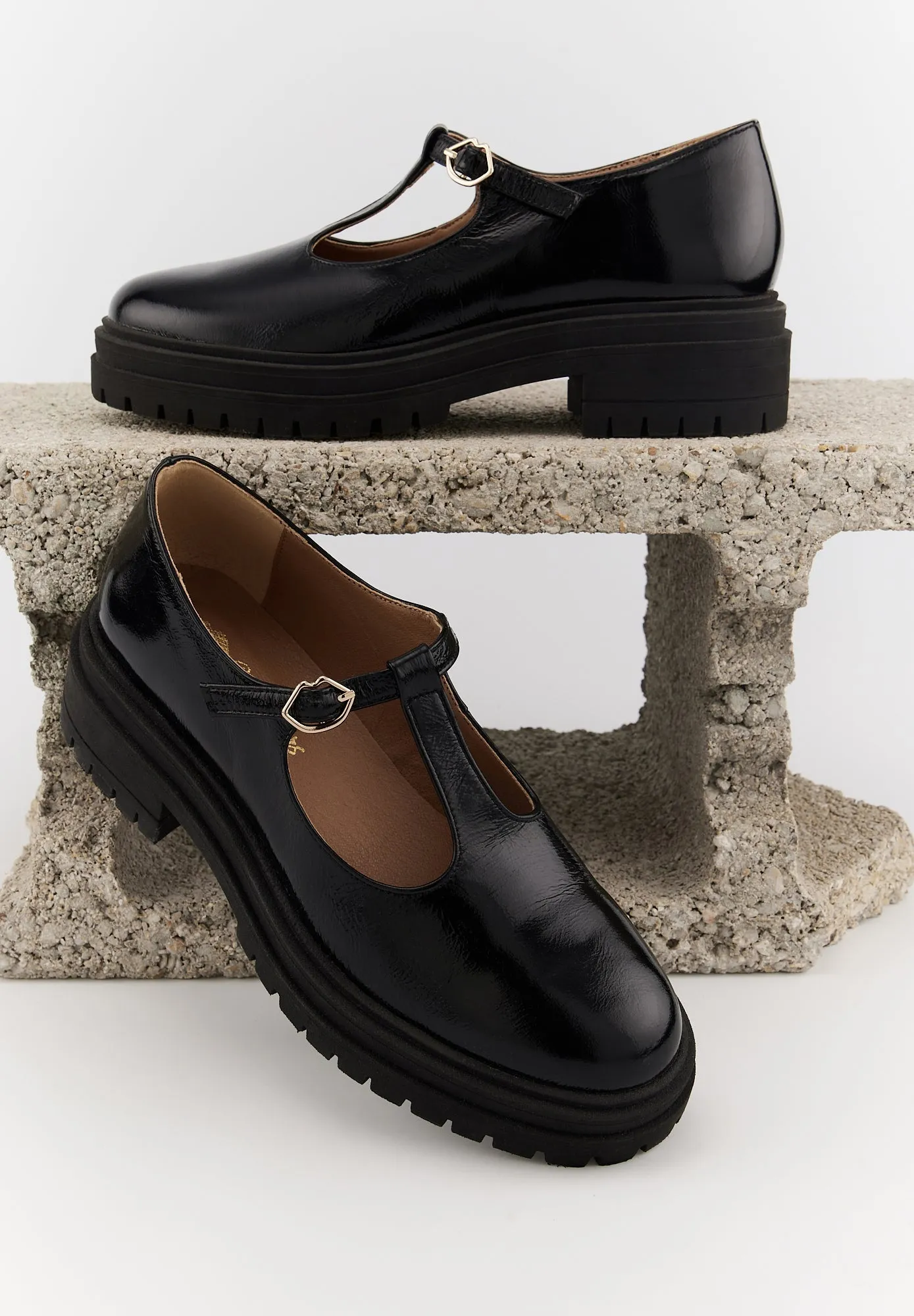 Mildred-Cuir brillant Noir