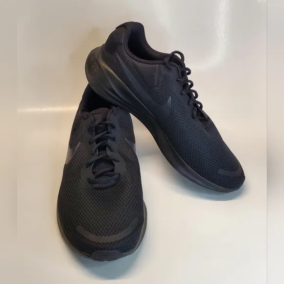 New Nike Revolution 7 Wide Black Off Noir Men's Running Shoes Sneakers Sizes