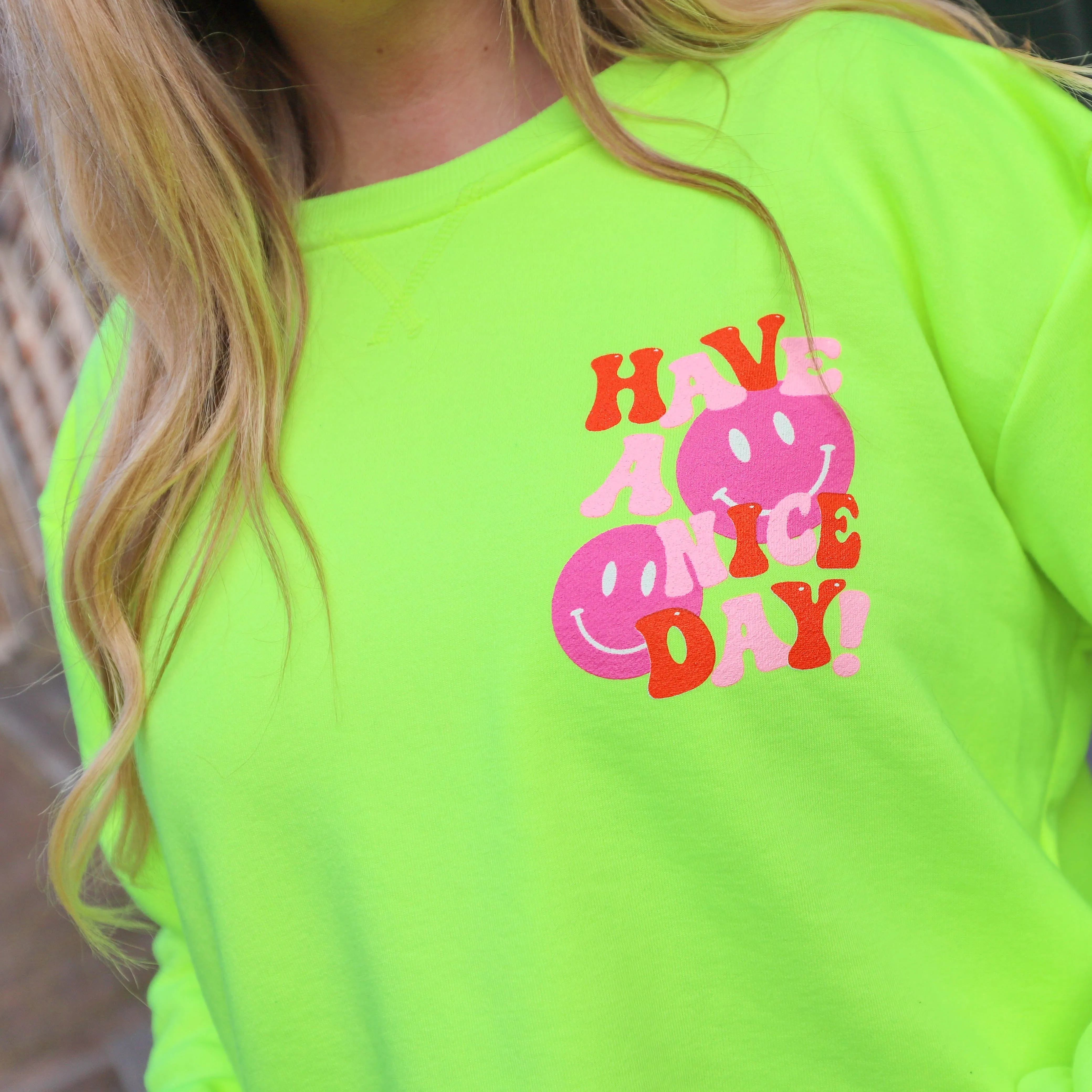 Nice day sweater geel