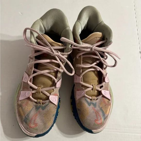 Nike Kyrie 7 1 World 1 People Regal Pink Global Statement Basketball Shoe Men 10