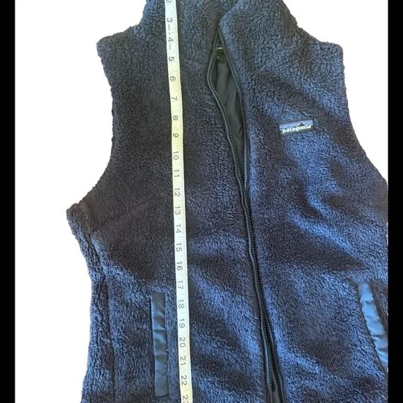 Patagonia Women's Navy Blue Los Gatos Vest