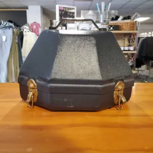 Single Hat Carriers