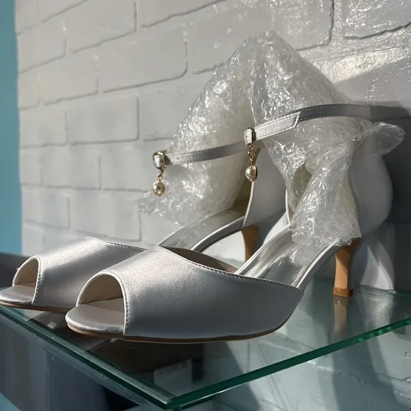 Wedding Ballroom Dance shoes size 8 Med US and UK 40