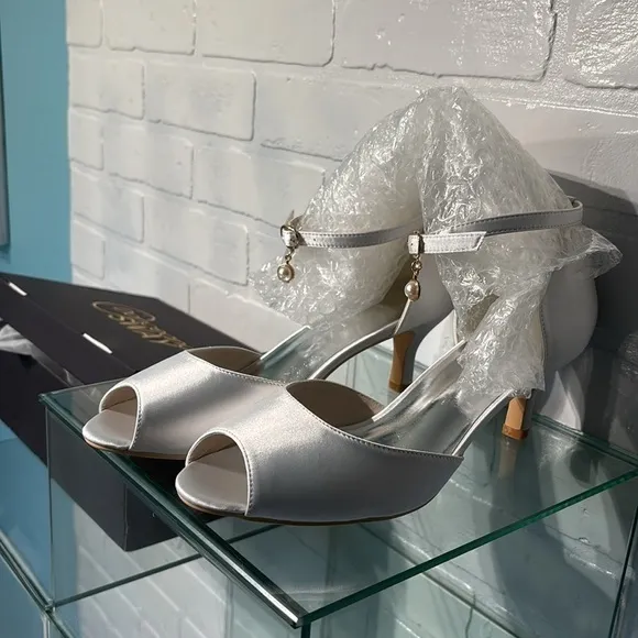Wedding Ballroom Dance shoes size 8 Med US and UK 40