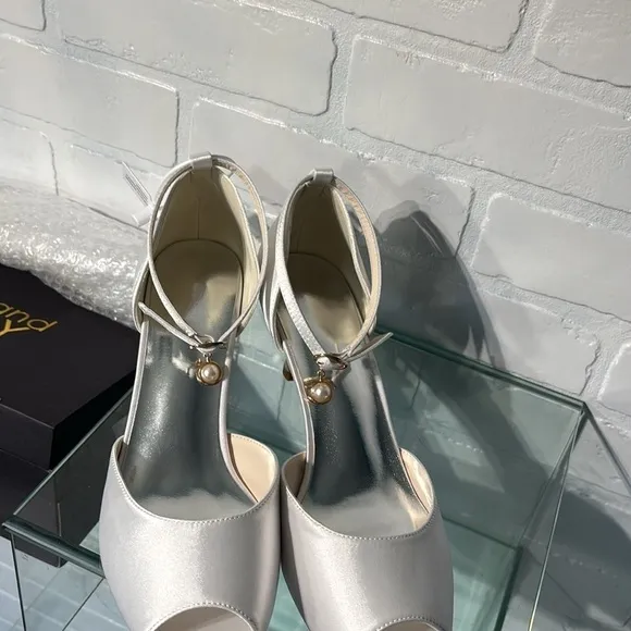 Wedding Ballroom Dance shoes size 8 Med US and UK 40