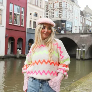 Zigzag knit ecru